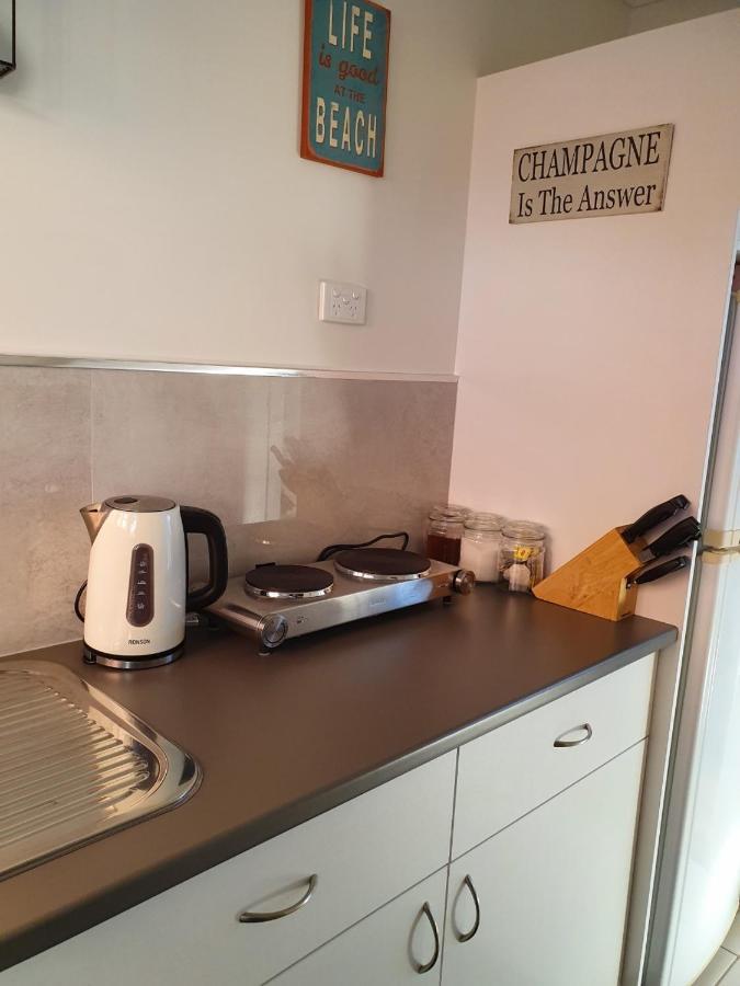 Abalone Guest Accommodation Lakes Entrance Extérieur photo